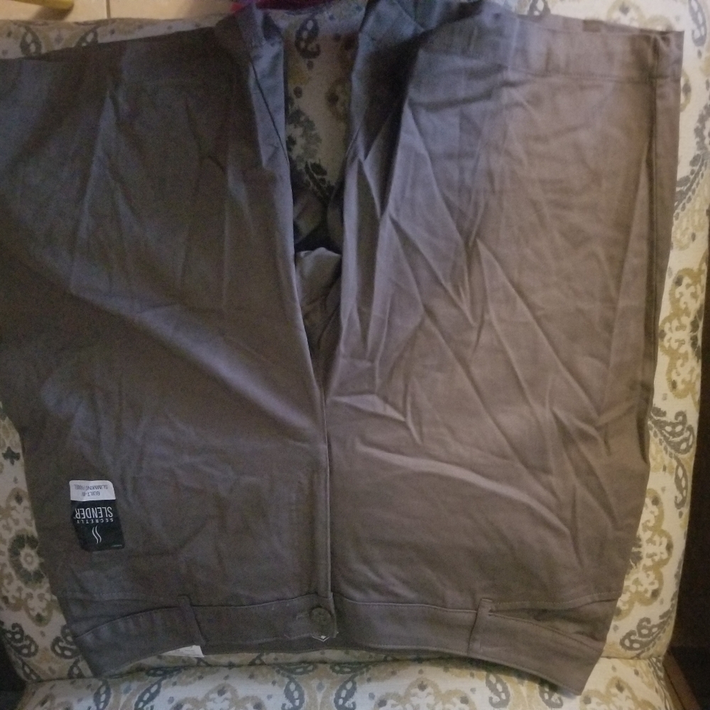 St John's bay Bermuda shorts 18W Khaki